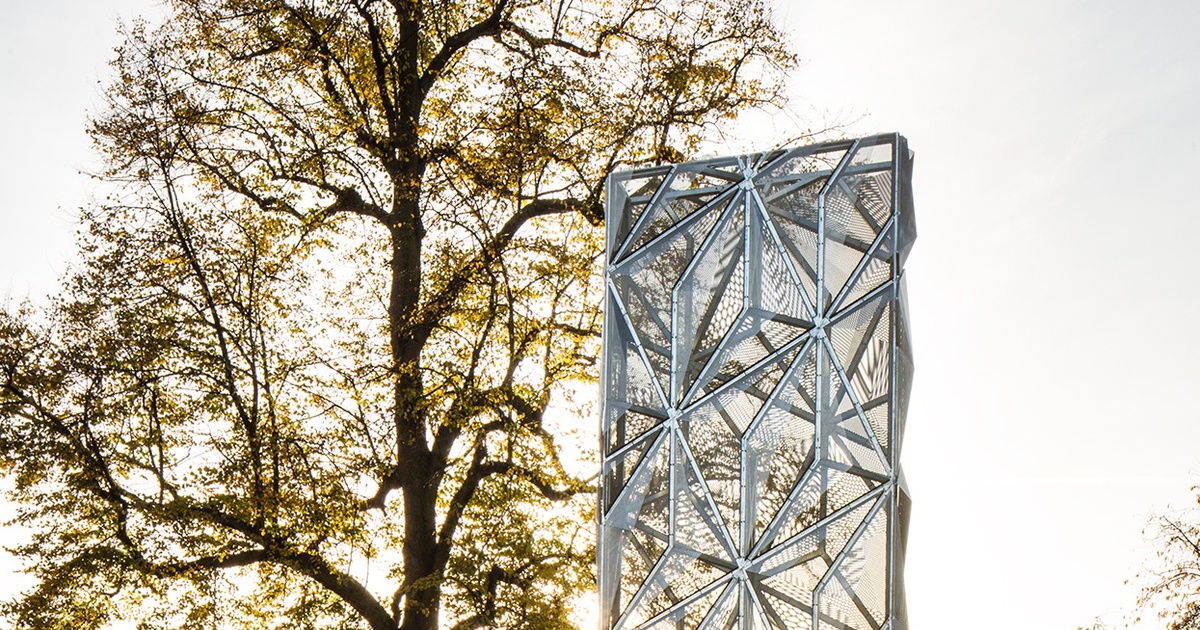 Conrad Shawcross discusses his six-metre-high sculpture Monolith